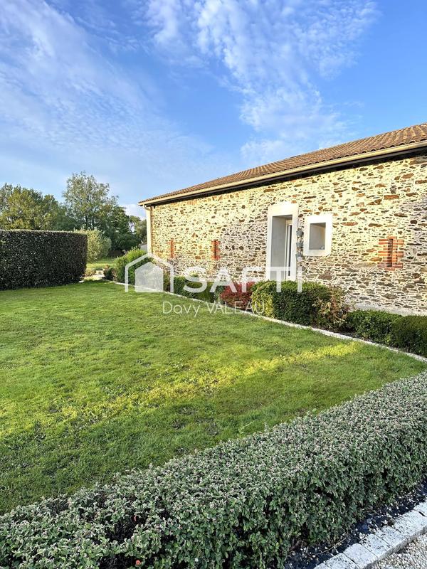 Maison - 217 m² - 6 pièces