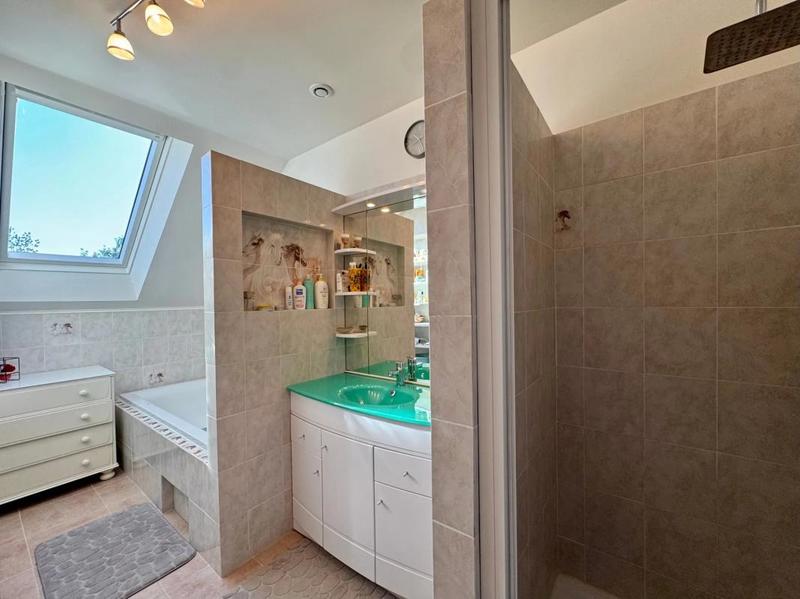 Maison - 107 m² - 5 pièces