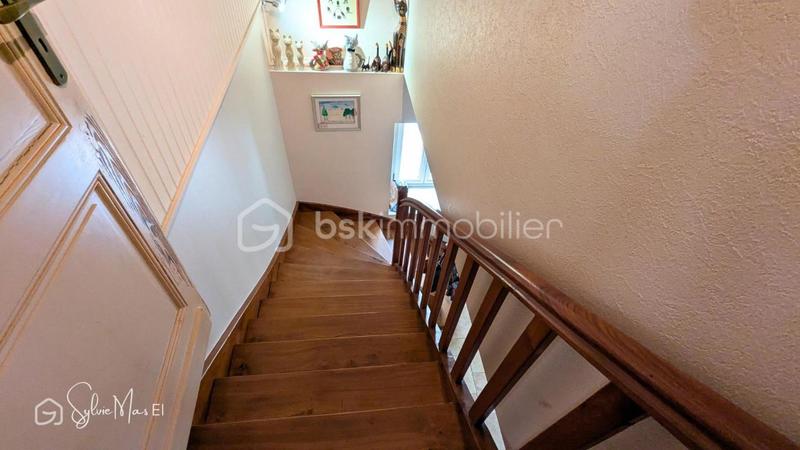 Maison - 313 m² - 10 pièces