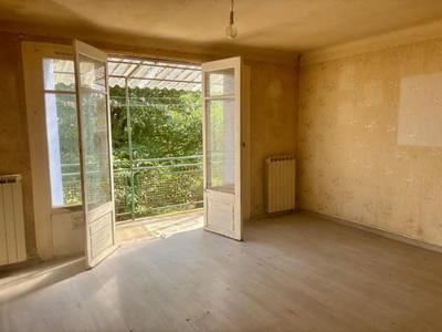 Maison - 80 m² - 5 pièces