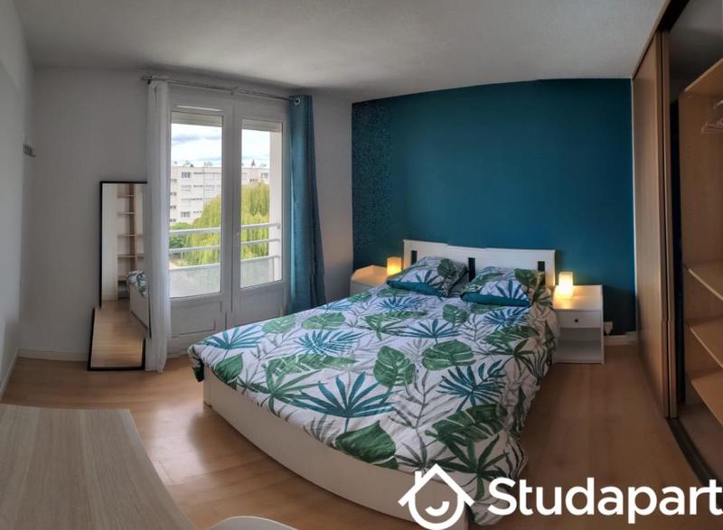 Chambre - 10 m² - 1 pièce