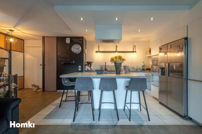 Appartement - 86 m² - 4 pièces