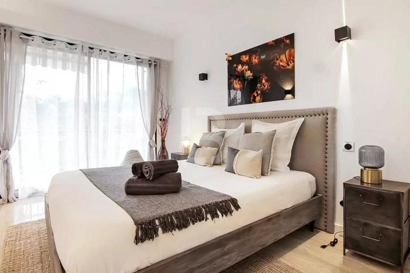 Appartement - 80 m² - 3 pièces