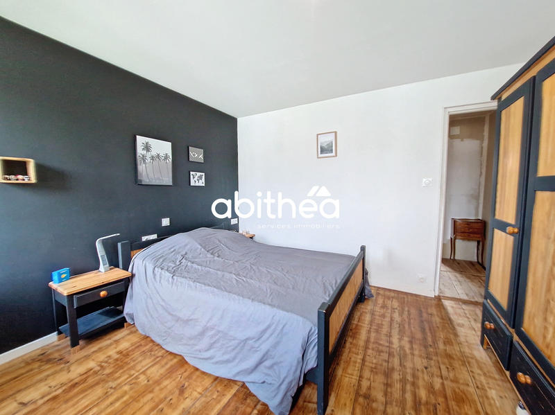 Maison - 85 m² - 5 pièces