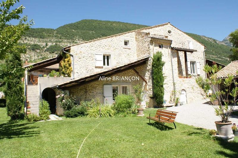 Maison - 160 m² - 7 pièces