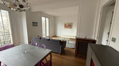 Appartement - 80 m² - 3 pièces