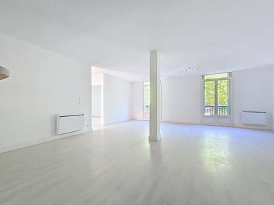 Appartement - 105 m² - 5 pièces