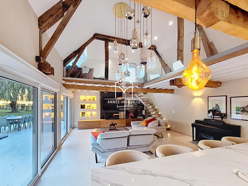 Maison ancienne - 208 m² - 5 pièces