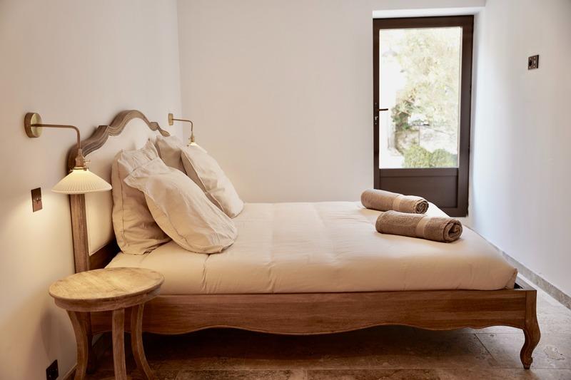 Mas - 250 m² - 7 pièces