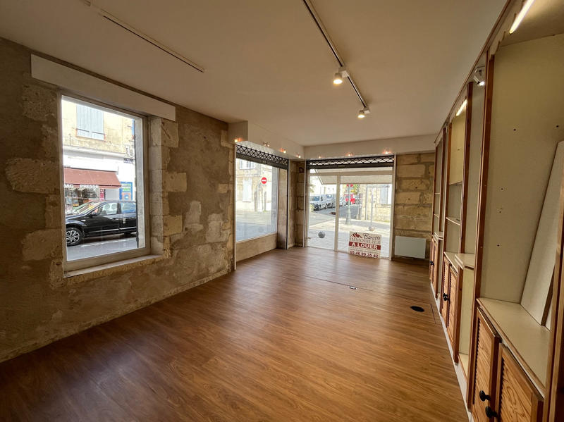 Local commercial - 37 m² - 2 pièces