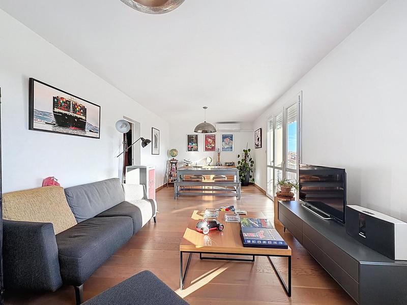 Appartement - 83 m² - 4 pièces