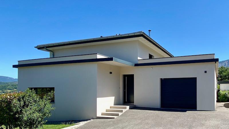 Maison - 144 m² - 5 pièces