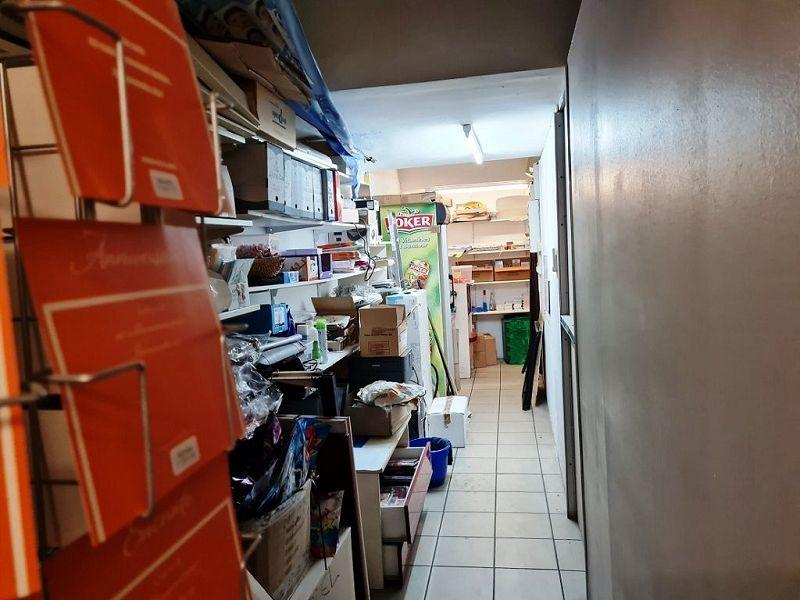 Fonds de commerce - Local commercial - 64 m²