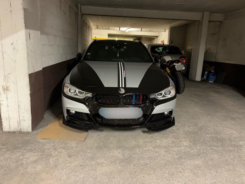 Parking / Garage - 11 m²