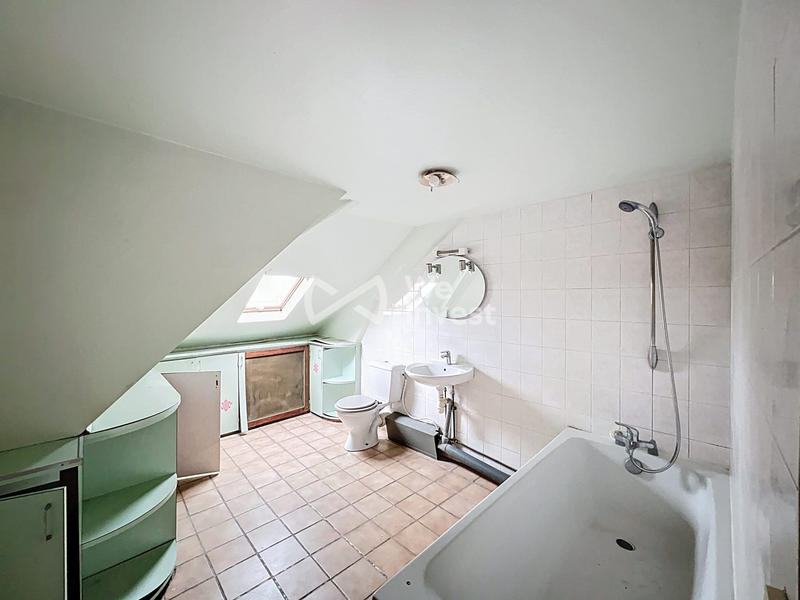 Maison - 104 m² - 5 pièces