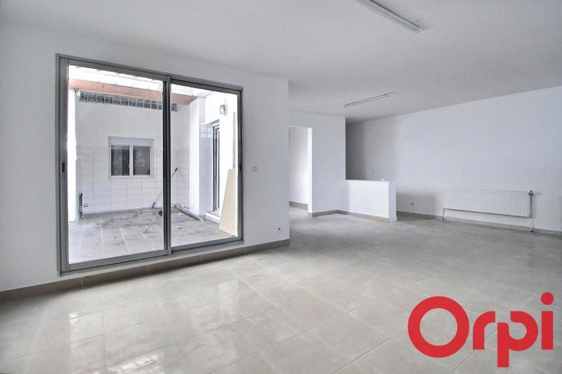 Local commercial - 186 m²