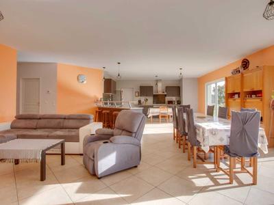 Villa - 160 m² - 5 pièces