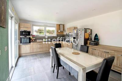 Maison - 105 m² - 4 pièces