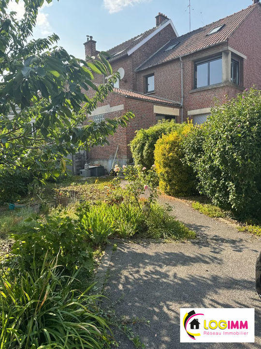 Maison - 127 m² - 4 pièces