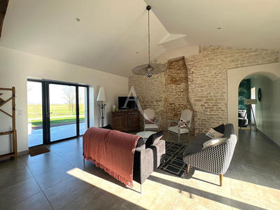 Demeure - 132 m² - 6 pièces