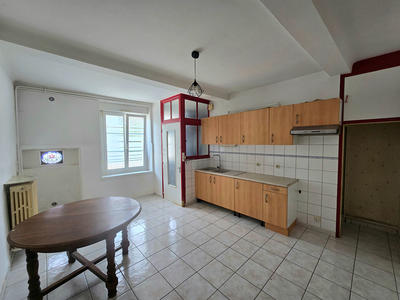 Maison - 174 m² - 6 pièces