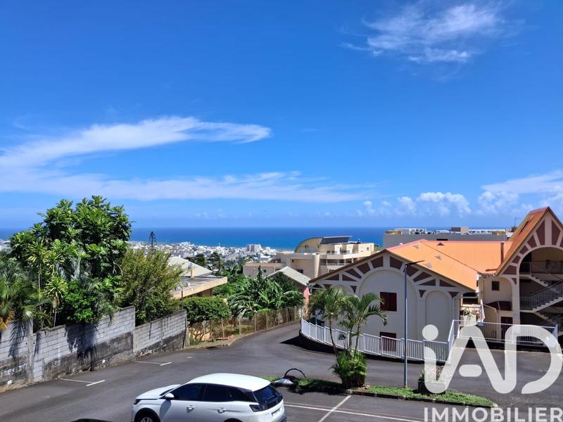 Appartement - 90 m² - 5 pièces