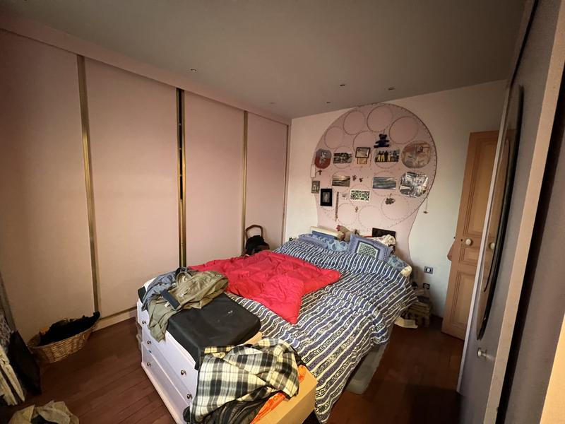 Maison - 210 m² - 9 pièces