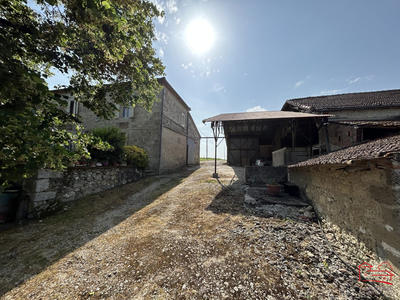 Ferme - 145 m² - 6 pièces