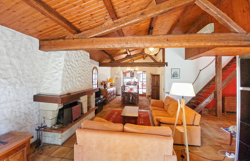 Maison - 170 m² - 6 pièces