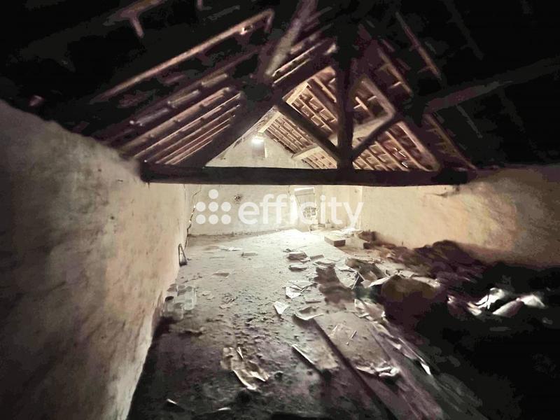 Grange - 140 m² - 4 pièces