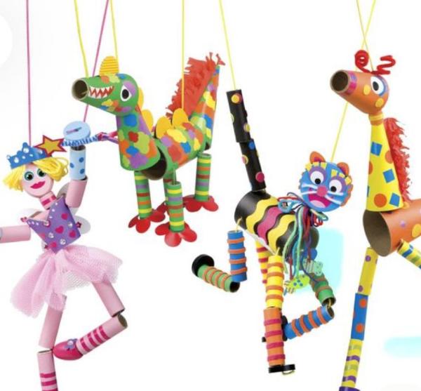 Atelier créatif parents-enfants de fabrication de marionnettes
