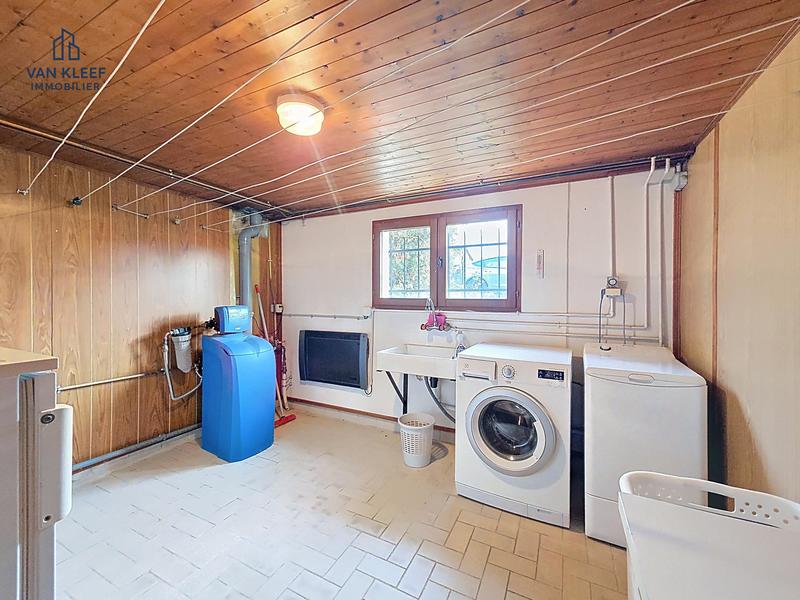 Maison traditionnelle - 94 m² - 4 pièces