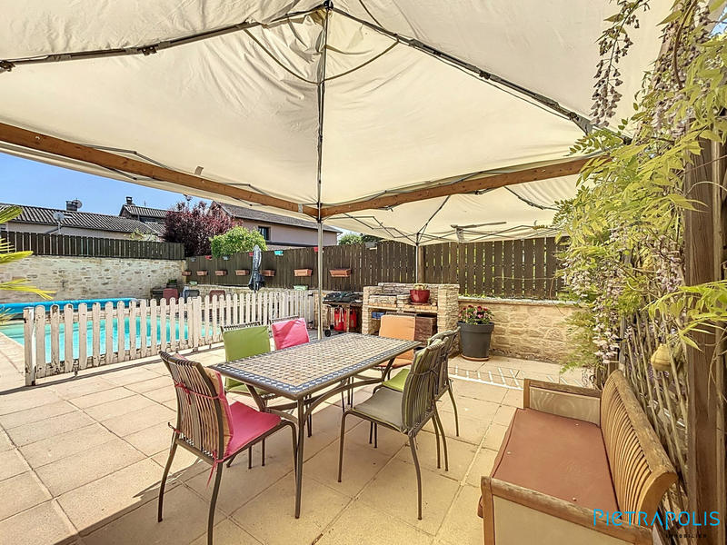 Maison ancienne - 150 m² - 6 pièces