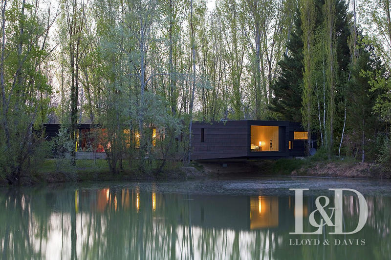 Maison - 185 m² - 7 pièces