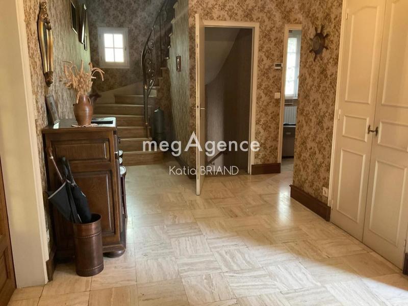 Maison - 175 m² - 6 pièces