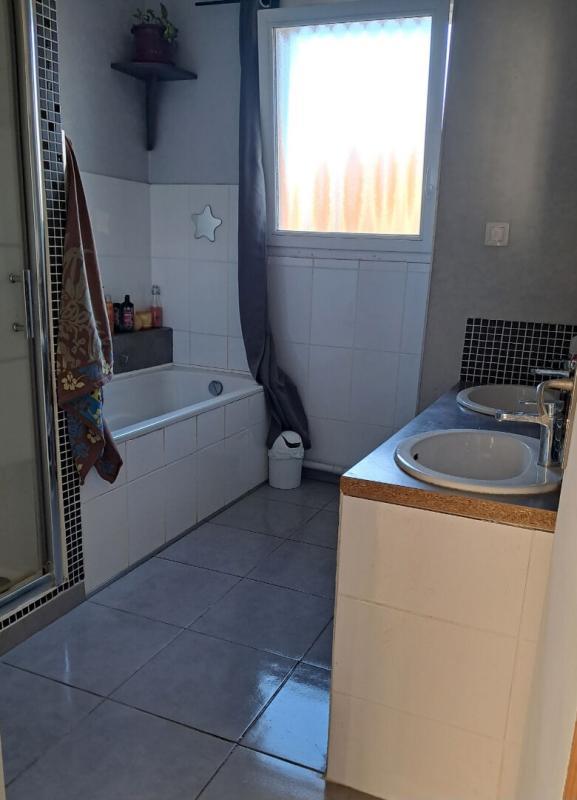 Maison - 190 m² - 8 pièces