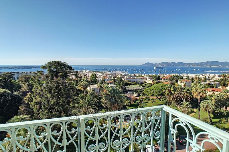 Appartement - 130 m² - 4 pièces