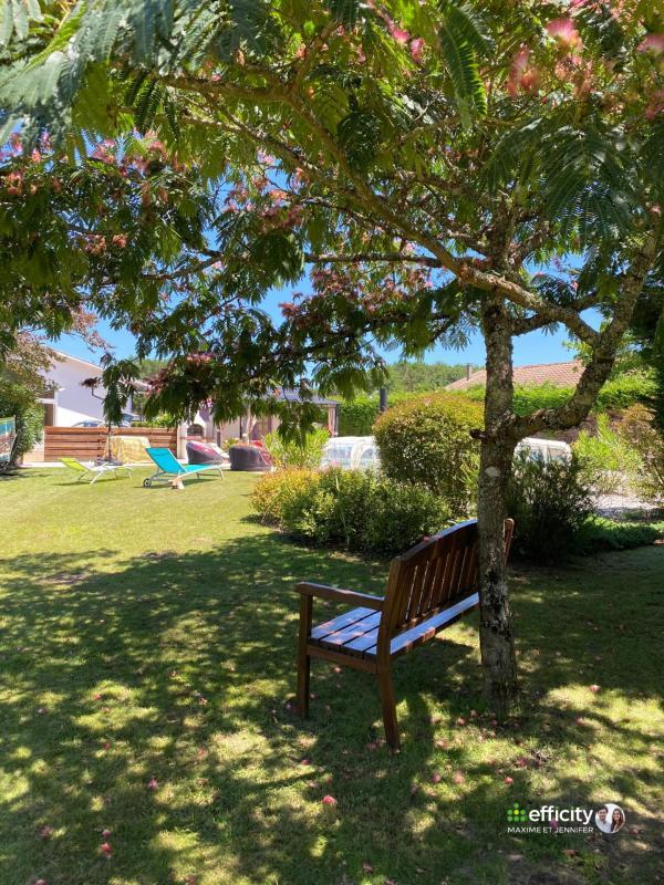 Maison - 260 m² - 7 pièces