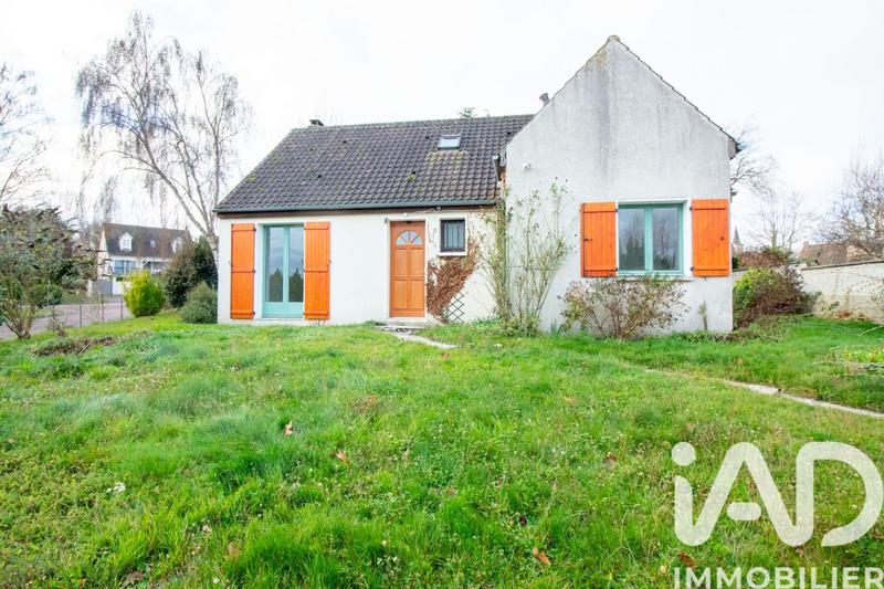 Maison - 96 m² - 5 pièces