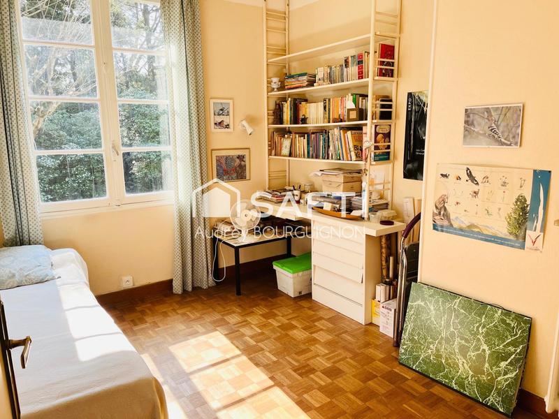 Maison - 120 m² - 7 pièces