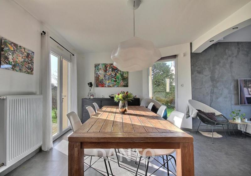 Maison - 123 m² - 6 pièces