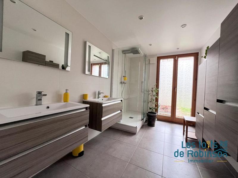 Maison - 184 m² - 7 pièces