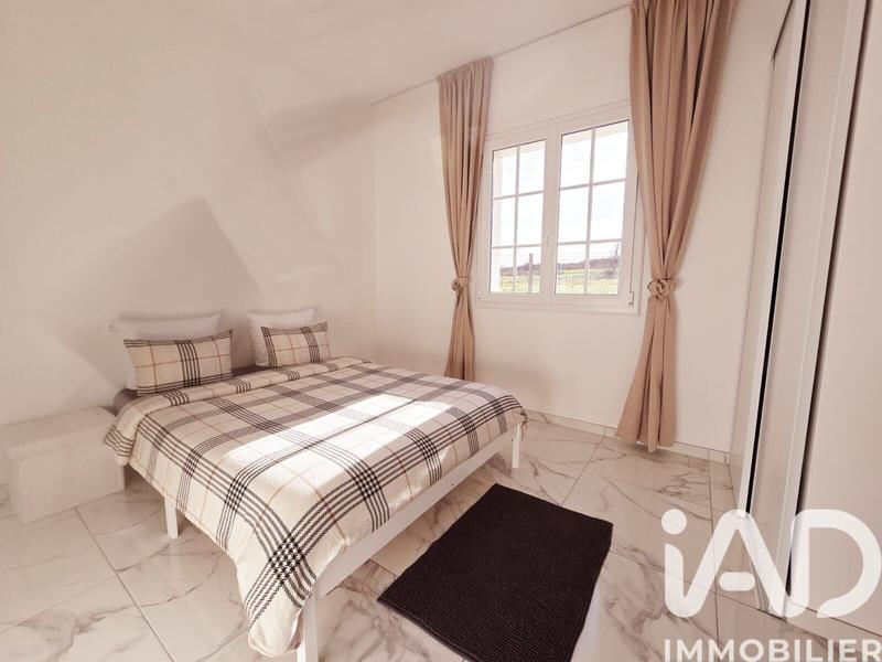 Maison - 80 m² - 5 pièces