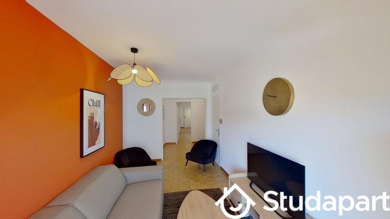 Chambre - 9 m² - 1 pièce