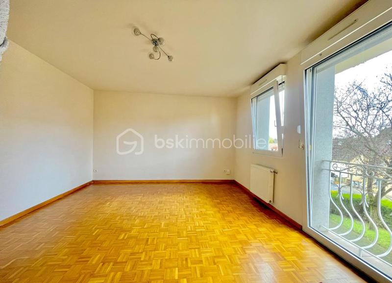 Appartement - 95 m² - 4 pièces