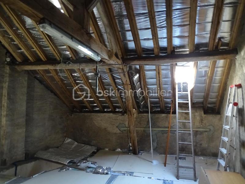 Appartement - 97 m² - 6 pièces