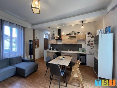 Maison - 82 m² - 4 pièces