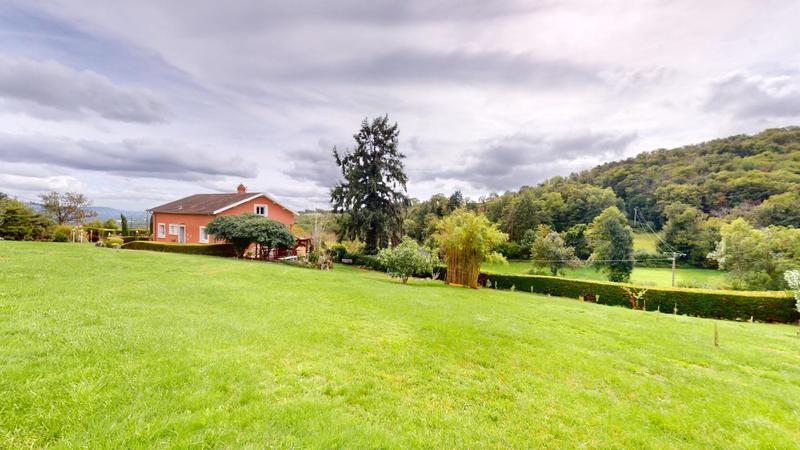 Villa - 200 m² - 7 pièces