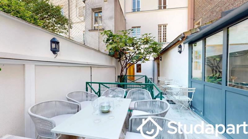 Chambre - 9 m² - 1 pièce