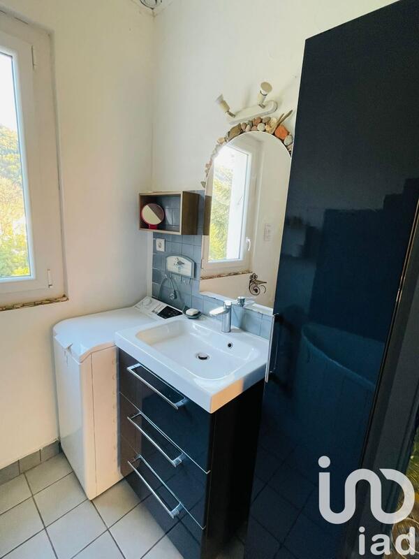 Maison - 142 m² - 8 pièces